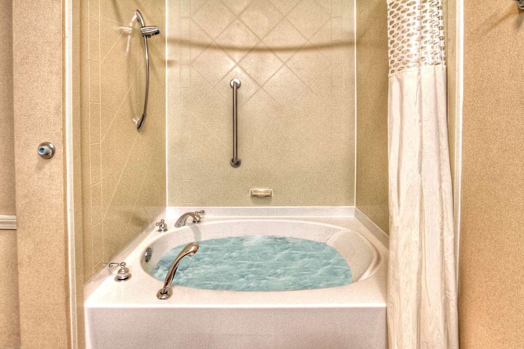 Hotel Hampton 3*